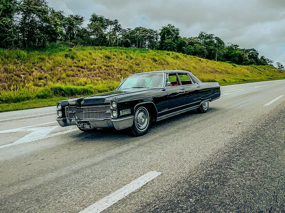 Cadillac Sedan DeVille 1966 importado pela VCL